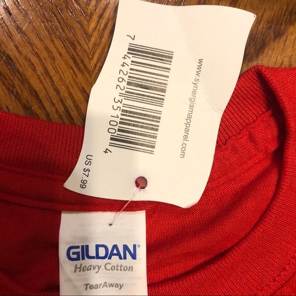 🌸2/$8 or 4/$15 Unisex Christmas tshirts new with tag - Picture 4 of 10